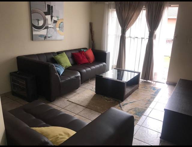 2 BEDROOM SIMPLEX RENTED IN BONAERO PARK